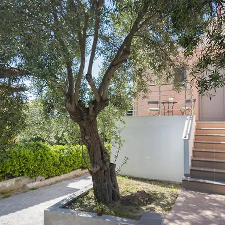 Petra * Nikiti (Sithonia)